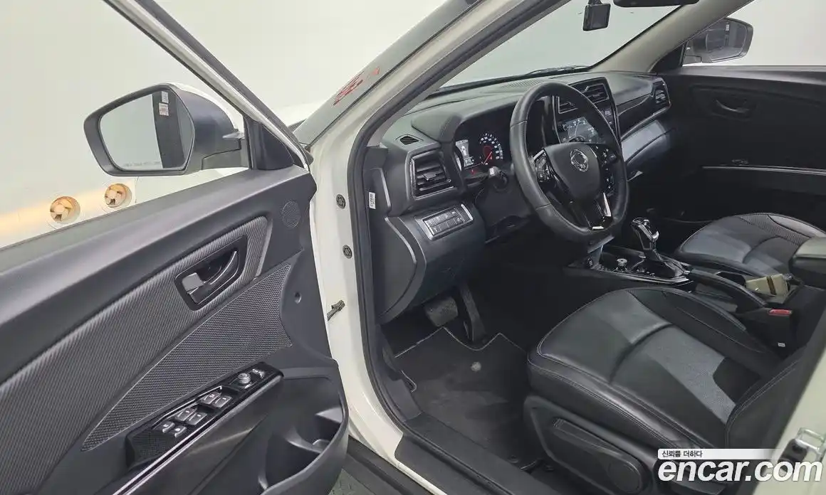 SsangYong TIBOLI 2020 1.6 автомат (гидро), фото 17