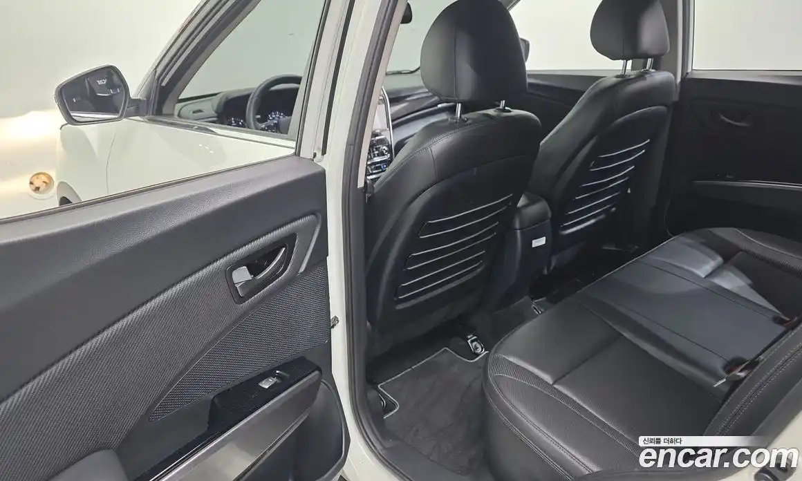SsangYong TIBOLI 2020 1.6 автомат (гидро), фото 28