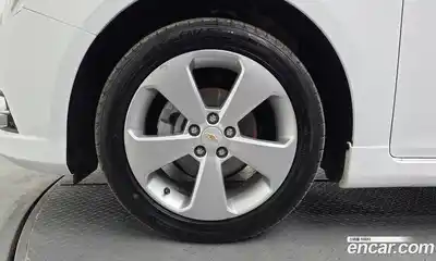 Chevrolet Cruze 2012 1.8 автомат (гидро), миниатюра 5