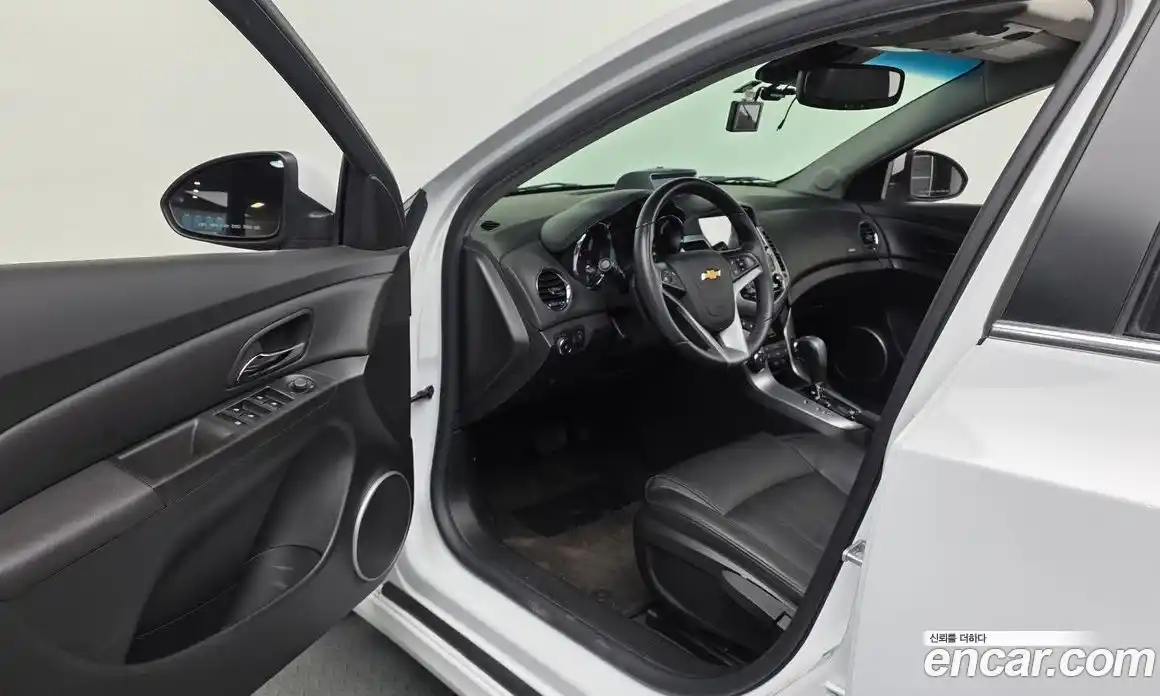 Chevrolet Cruze 2012 1.8 автомат (гидро), фото 10