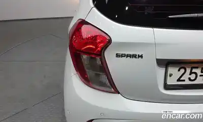 Chevrolet Spark 2018 1.0 автомат (гидро), миниатюра 9