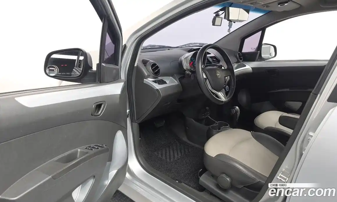 Chevrolet Spark 2014 1.0 автомат (гидро), фото 13