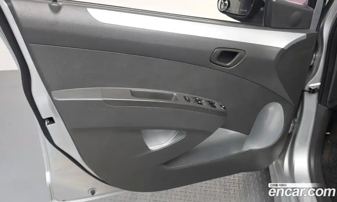 Chevrolet Spark 2014 1.0 автомат (гидро), фото 14