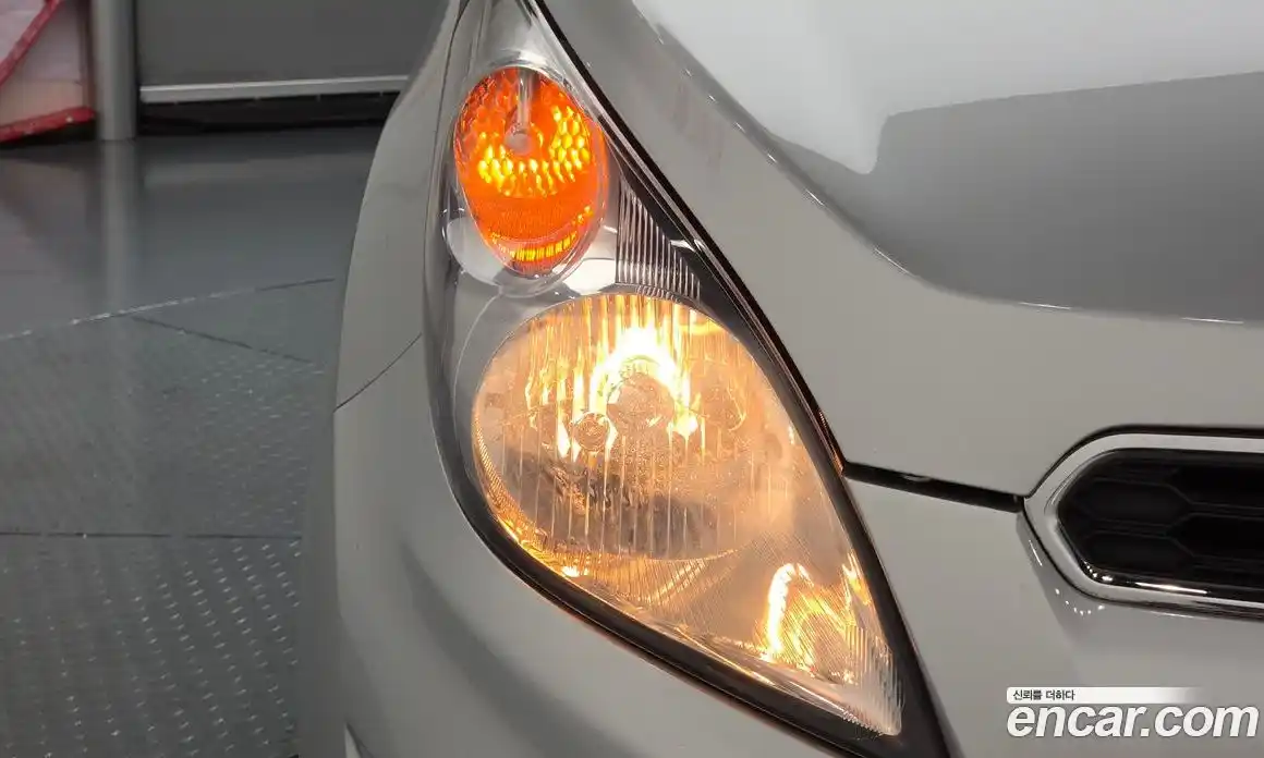Chevrolet Spark 2014 1.0 автомат (гидро), фото 8