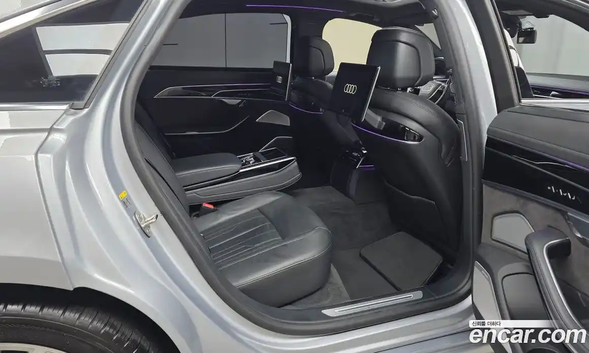 Audi A8 2021 3.0 автомат (гидро), фото 12