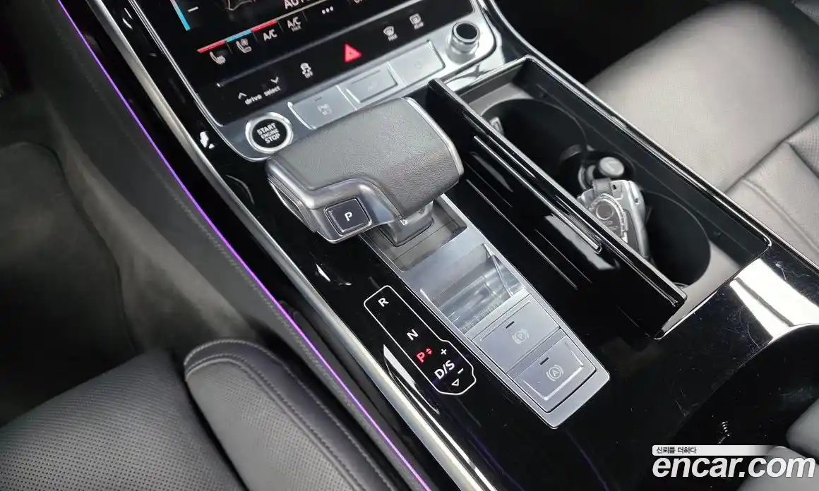 Audi A8 2021 3.0 автомат (гидро), фото 9