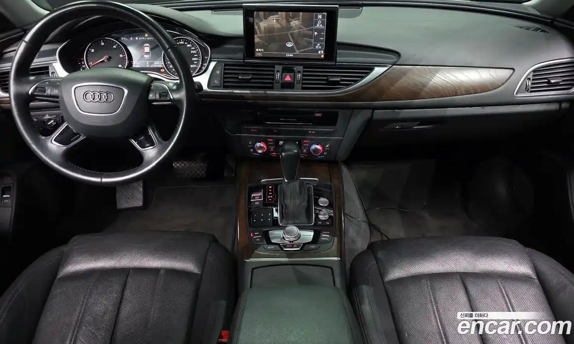 Audi A6 2015 2.0 автомат (гидро), фото 7