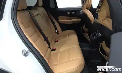 Volvo V60 2023 2.0 автомат (гидро), миниатюра 12