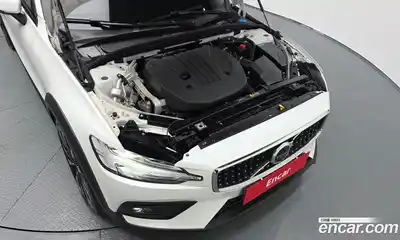 Volvo V60 2023 2.0 автомат (гидро), миниатюра 6
