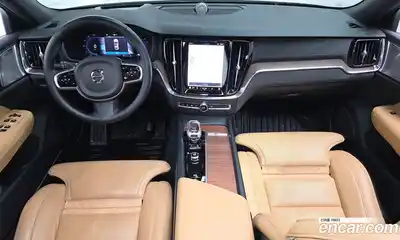 Volvo V60 2023 2.0 автомат (гидро), миниатюра 7