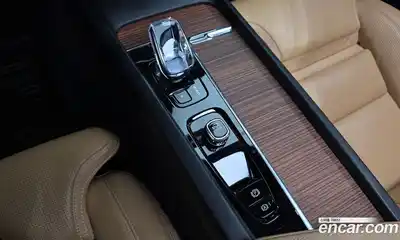 Volvo V60 2023 2.0 автомат (гидро), миниатюра 9