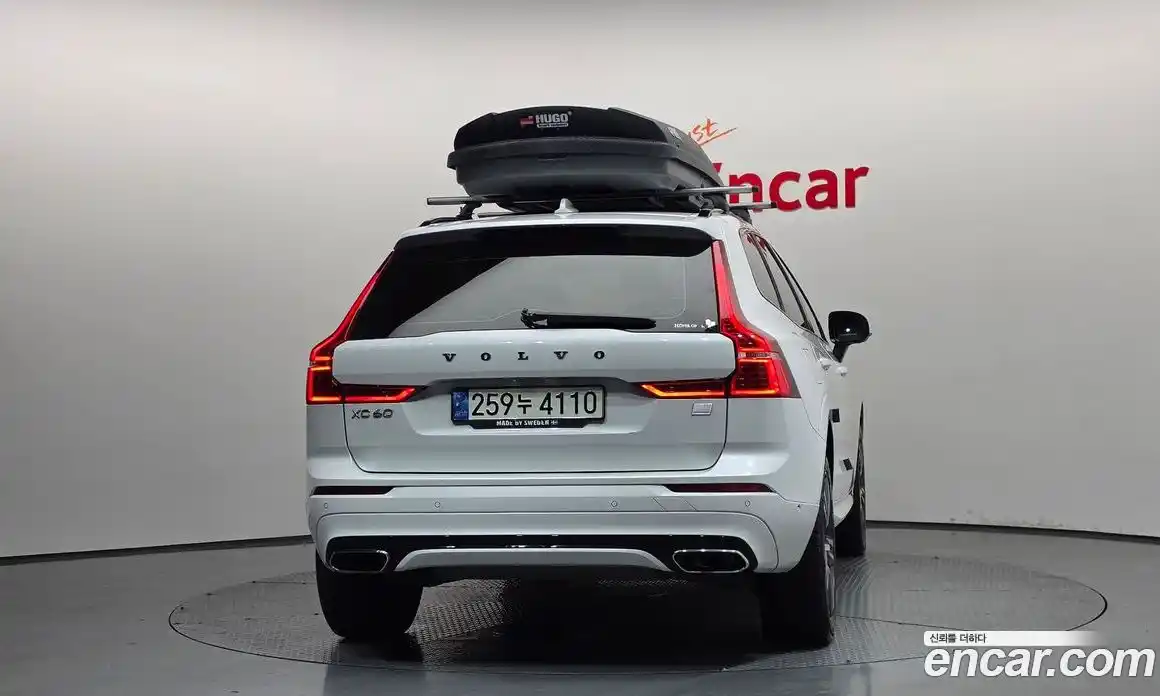 Volvo XC60 2020 2.0 автомат (гидро), фото 4