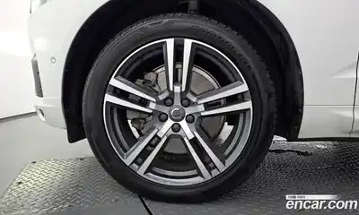 Volvo XC60 2020 2.0 автомат (гидро), миниатюра 5