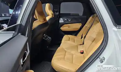 Volvo XC60 2019 2.0 автомат (гидро), миниатюра 12