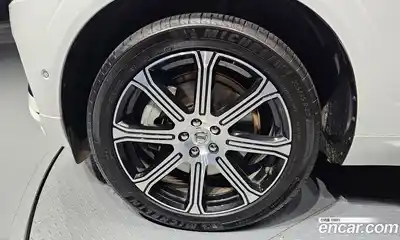 Volvo XC60 2019 2.0 автомат (гидро), миниатюра 5