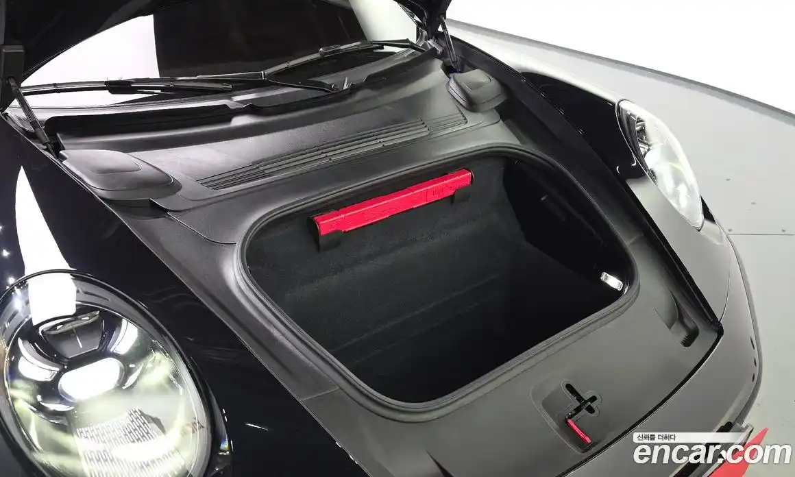Porsche 911 2024 3.6 автомат (гидро), фото 6