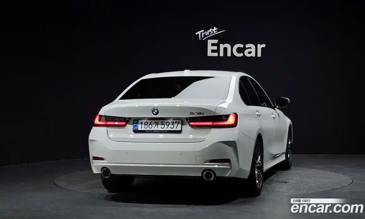 BMW 3 серия 2024 2.0 автомат (гидро), фото 3