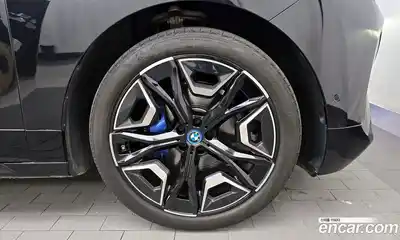 BMW iX 2023 0.3 автомат (гидро), миниатюра 7