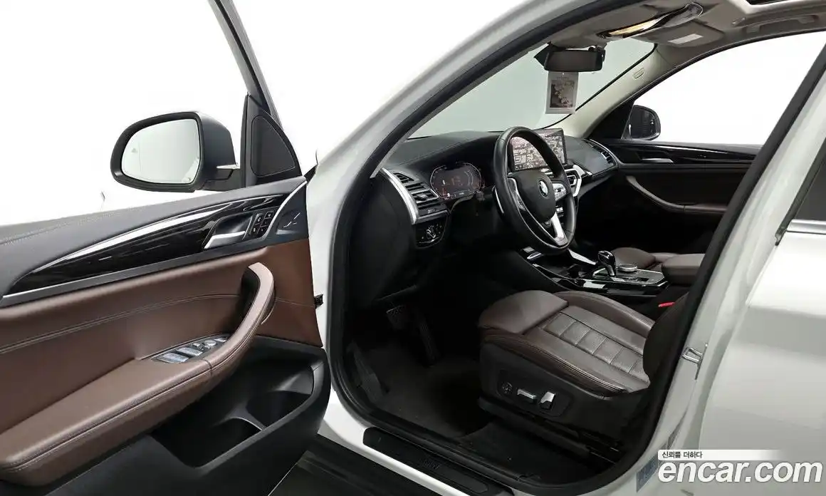 BMW X3 2022 2.0 автомат (гидро), фото 13