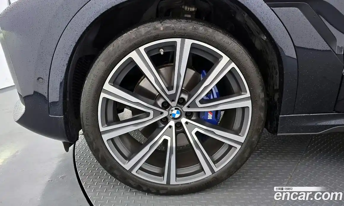 BMW X6 2021 3.0 автомат (гидро), фото 5