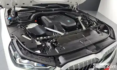 BMW 5 серия 2023 2.0 автомат (гидро), миниатюра 6