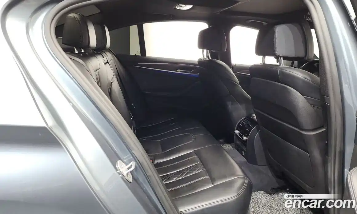 BMW 5 серия 2017 2.0 автомат (гидро), фото 17