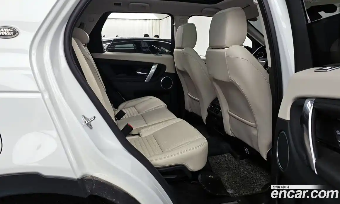 Land Rover Discovery Sport 2021 2.0 автомат (гидро), фото 18