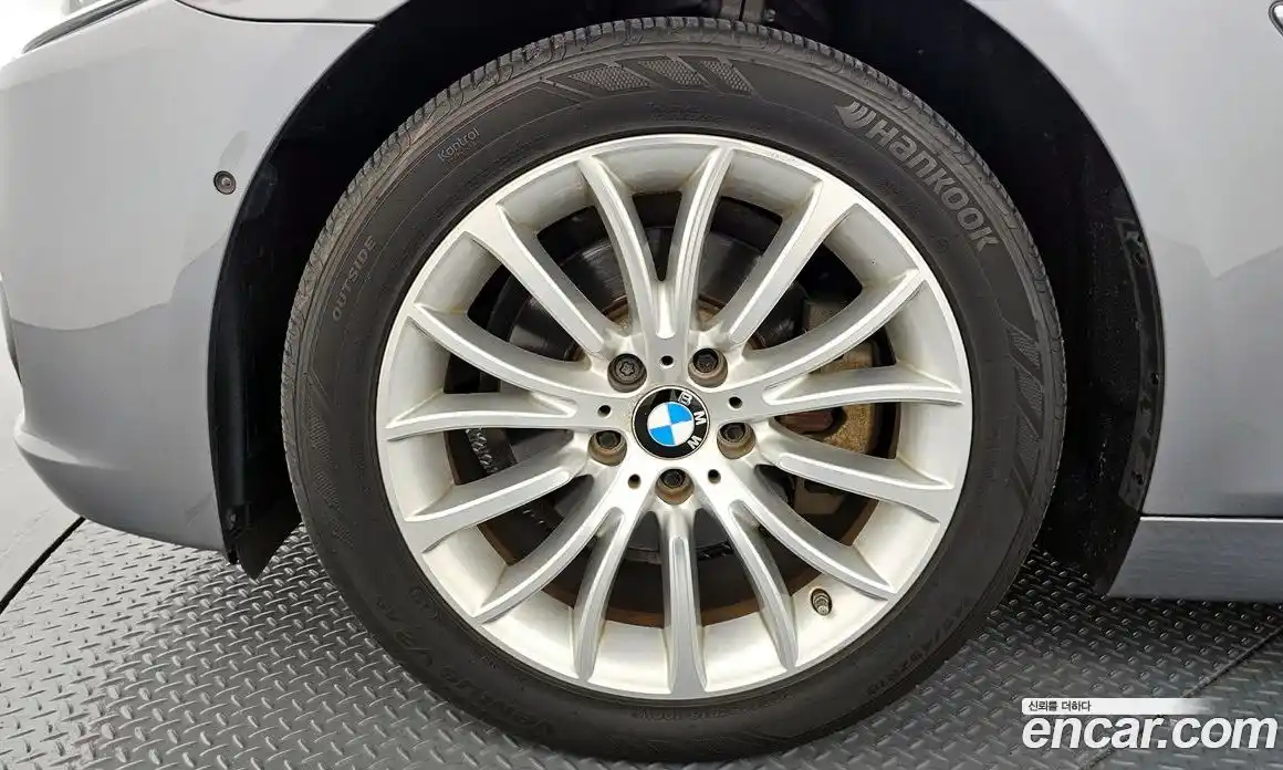 BMW 5 серия 2016 2.0 автомат (гидро), фото 5