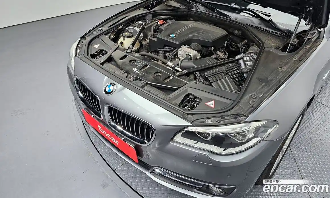 BMW 5 серия 2016 2.0 автомат (гидро), фото 6