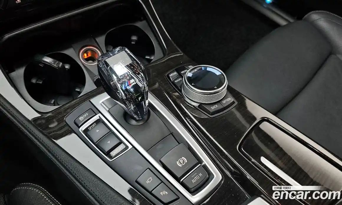 BMW 5 серия 2016 2.0 автомат (гидро), фото 9