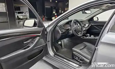 BMW 5 серия 2016 2.0 автомат (гидро), миниатюра 10