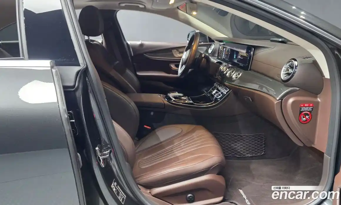 Mercedes-Benz CLS-Class 2020 1.9 гидро, фото 16