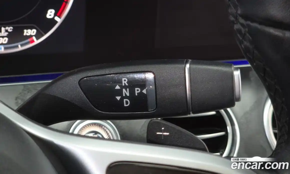Mercedes-Benz E-Class 2018 2.0 автомат (гидро), фото 12