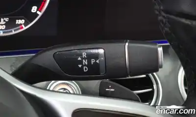 Mercedes-Benz E-Class 2018 2.0 автомат (гидро), миниатюра 12