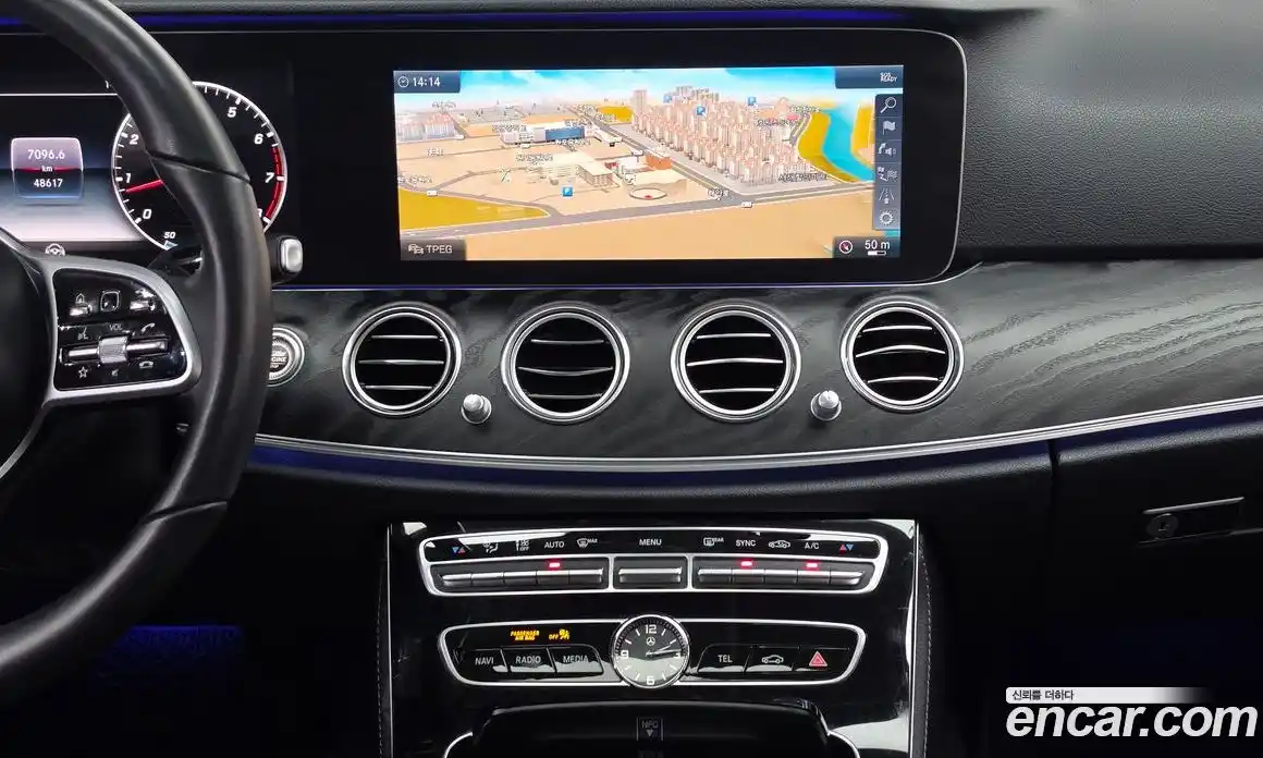 Mercedes-Benz E-Class 2018 2.0 автомат (гидро), фото 20