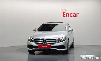 Mercedes-Benz E-Class 2018 2.0 автомат (гидро), миниатюра 3