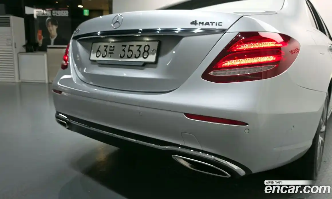Mercedes-Benz E-Class 2018 2.0 автомат (гидро), фото 33
