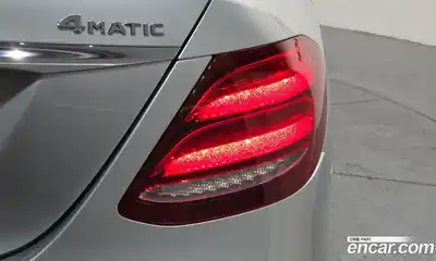 Mercedes-Benz E-Class 2018 2.0 автомат (гидро), миниатюра 9