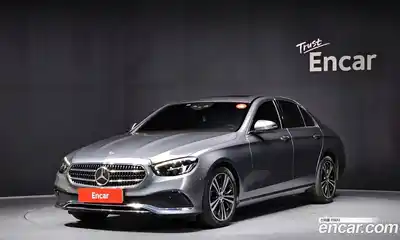 Mercedes-Benz E-Class, 2021, 69 995 км