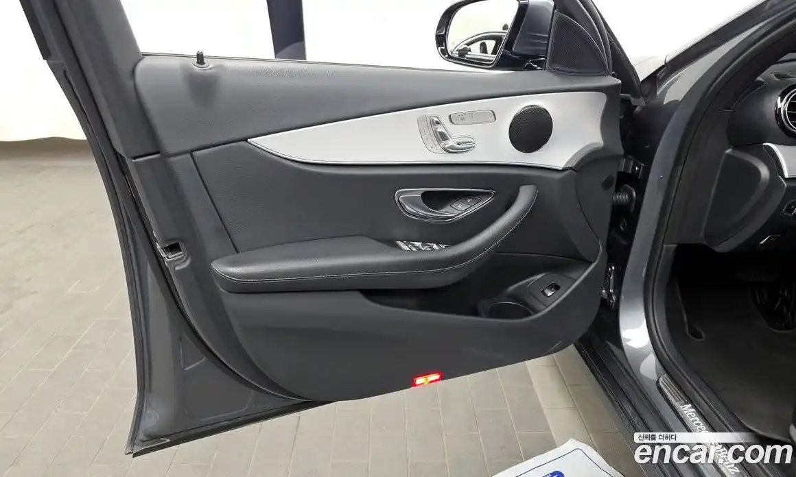 Mercedes-Benz E-Class 2021 2.0 автомат (гидро), фото 14