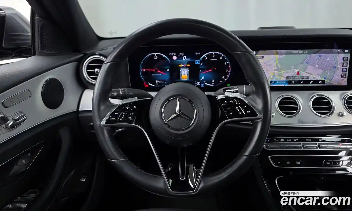 Mercedes-Benz E-Class 2021 2.0 автомат (гидро), фото 19