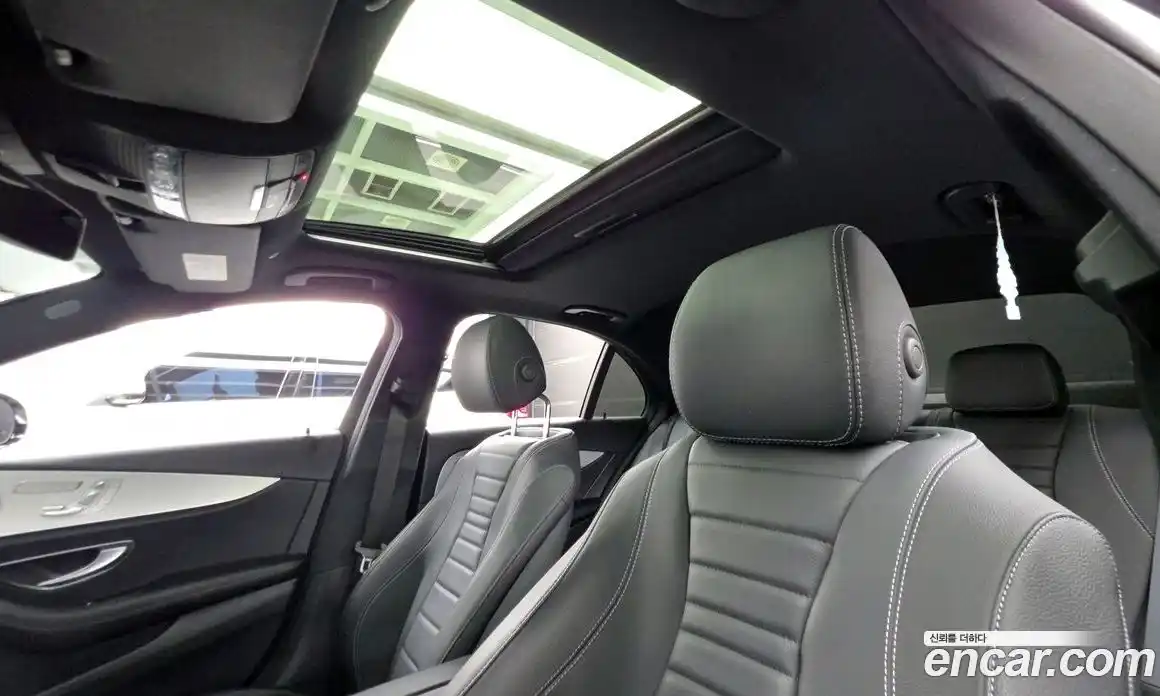 Mercedes-Benz E-Class 2021 2.0 автомат (гидро), фото 24