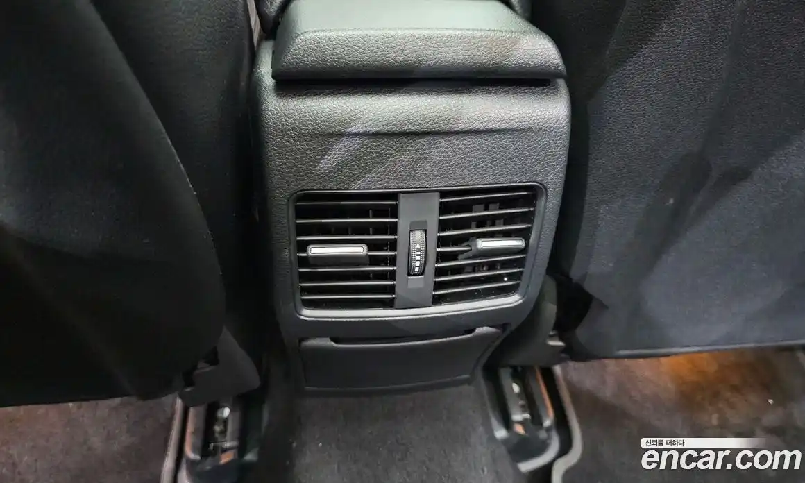 Mercedes-Benz GLA-Class 2019 2.0 гидро, фото 28 Mercedes-Benz GLA-Class 2019 2.0 гидро, фото 28