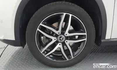 Mercedes-Benz GLA-Class 2019 2.0 гидро, миниатюра 4 Mercedes-Benz GLA-Class 2019 2.0 гидро, миниатюра 4