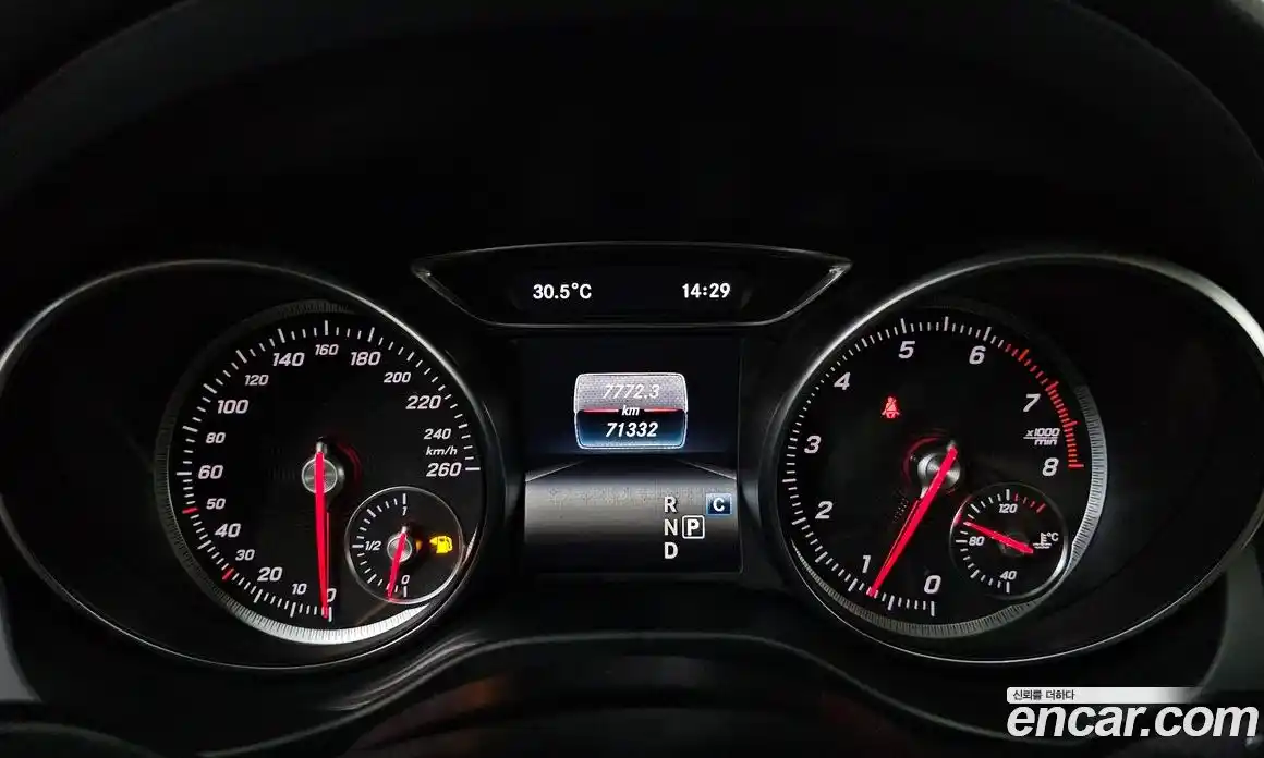 Mercedes-Benz GLA-Class 2019 2.0 гидро, фото 10 Mercedes-Benz GLA-Class 2019 2.0 гидро, фото 10
