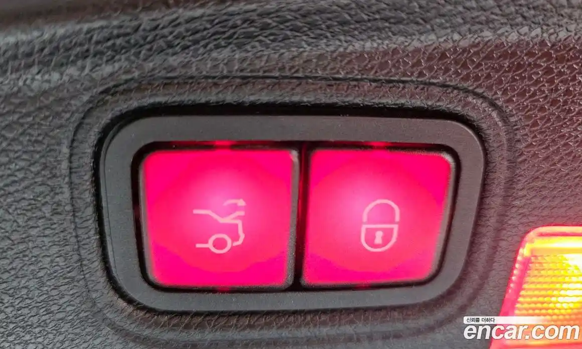 Mercedes-Benz C-Class 2018 3.0 гидро, фото 18 Mercedes-Benz C-Class 2018 3.0 гидро, фото 18