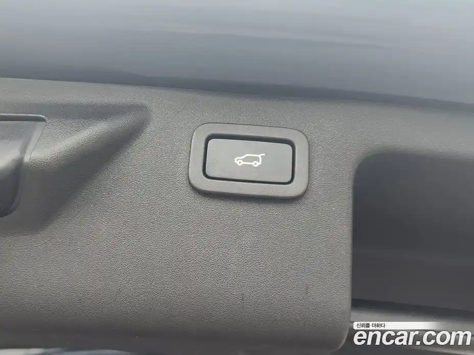 Land Rover Discovery Sport 2015 2.2 автомат (гидро), фото 16