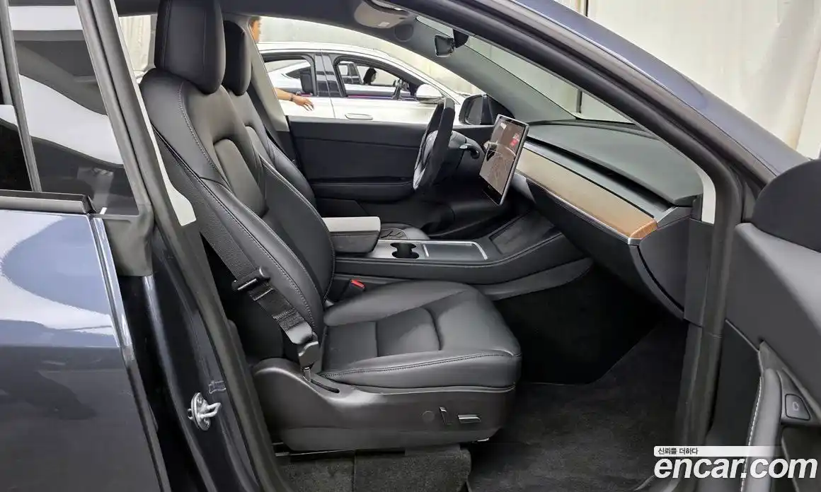Tesla Model Y 2022 0.2 гидро, фото 17