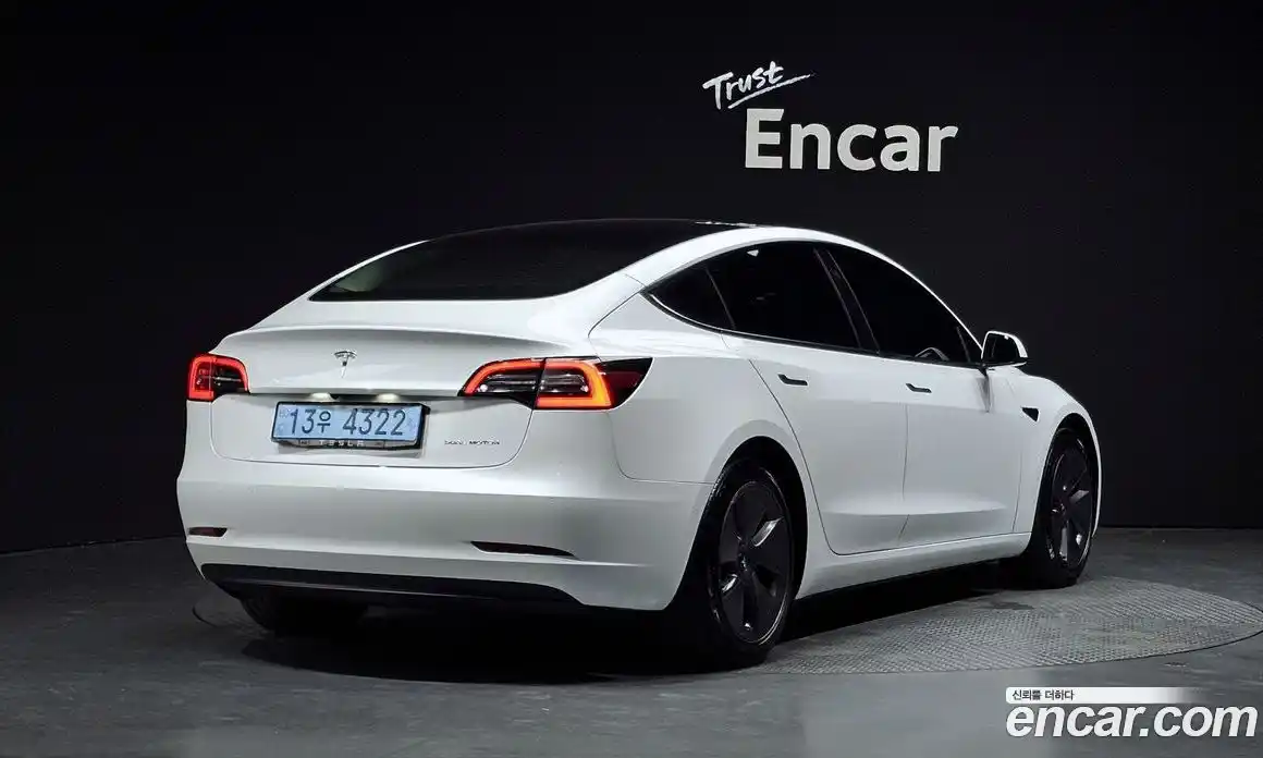 Tesla Model 3 2022 0.2 гидро, фото 1