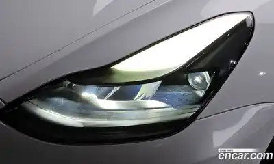 Tesla Model 3 2022 0.2 гидро, миниатюра 7